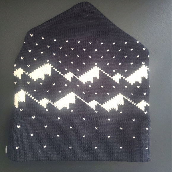 Vermont Originals Black and White Wool Beanie - Picture 1 of 2